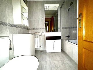 Piso en venta en Orcasitas en Madrid