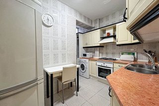 Piso en venta en Los Molinos - Villa Blanca en Almería