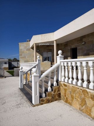Chalet en venta en Catral