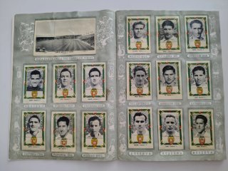 Álbum Liga  1953 1954 Ruiz Romero, completo.
