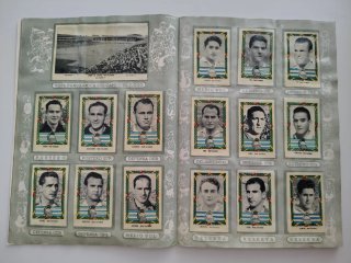 Álbum Liga  1953 1954 Ruiz Romero, completo.