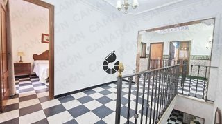Chalet en venta en Coria del Río