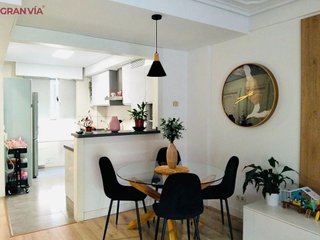 Casa adosada en venta en Lardero