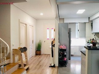 Casa adosada en venta en Lardero