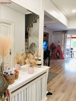 Casa adosada en venta en Lardero