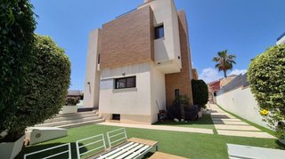 Casa en venta en Playa de los Locos en Torrevieja