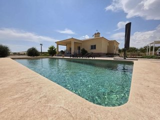Chalet en venta en Pinós
