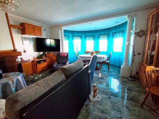 Chalet en venta en Las Conejeras - Esparragal en Coslada
