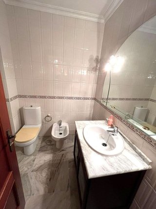 Casa adosada en venta en Moguer