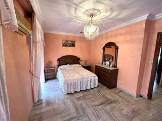 Casa adosada en venta en Moguer