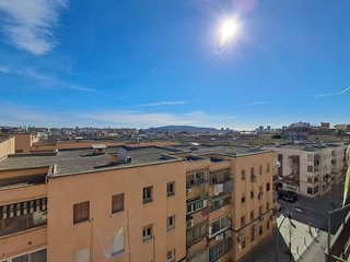 Piso en venta en Les Planes en Hospitalet de Llobregat, L´