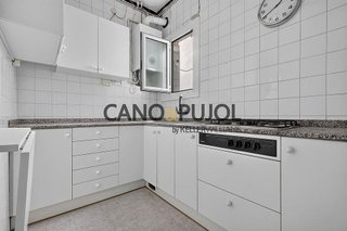 Piso en venta en El Carmel en Barcelona