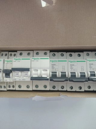 Schneider Electric Interruptores Automáticos