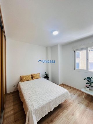 Piso en venta en Parque Victoria Eugenia en Málaga