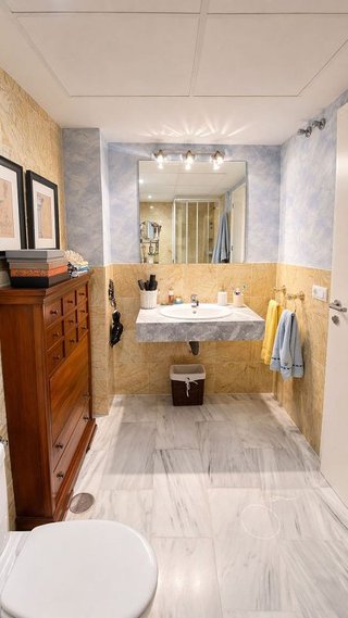 Piso en venta en Nueva Andalucía centro en Marbella