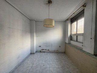 Piso en venta en Carolinas Altas en Alicante