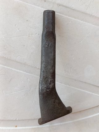 Llave fija acodada 24 mm