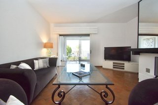 Piso en venta en Puerto Banús en Marbella