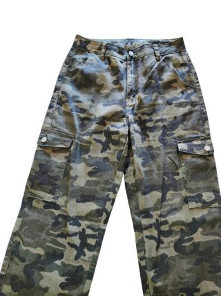 Pantalón Cargo Camuflaje Shein Talla M Y2K