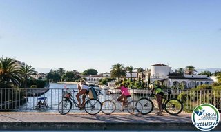 Piso en venta en Empuriabrava en Castelló d´Empúries