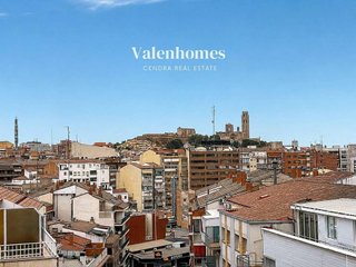 Piso en venta en Instituts - Universitat en Lleida