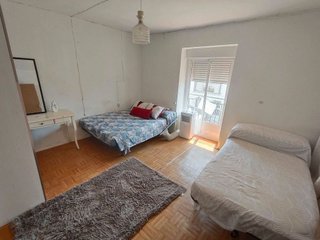 Casa adosada en venta en Espelúy