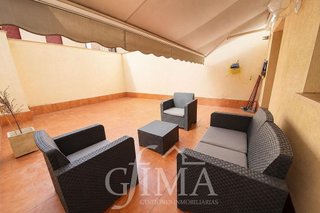 Casa adosada en venta en Tomelloso