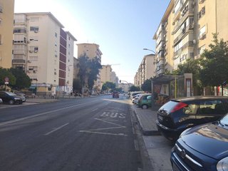 Local comercial en alquiler en Parque Alcosa - Jardines del Edén en Sevilla