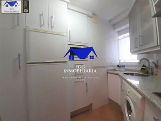 Piso en alquiler en Cruz Roja en Sevilla