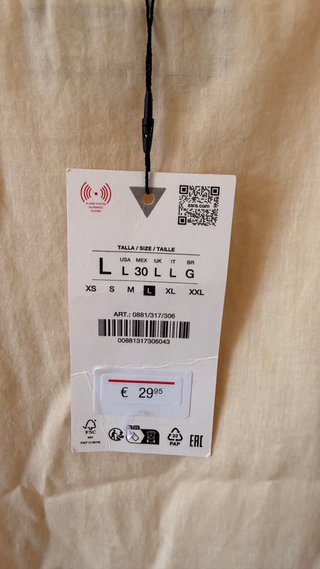 Vestido Zara volantes encaje beige