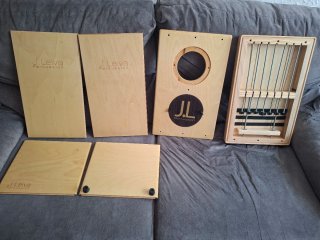 Cajón J. Leiva Serie Travel