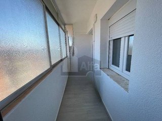 Piso en venta en Reyes en Parla