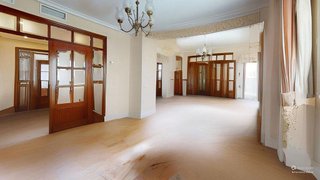 Piso en venta en Los Remedios en Sevilla