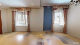 Piso en venta en Los Remedios en Sevilla