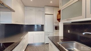 Piso en venta en Los Remedios en Sevilla