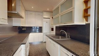 Piso en venta en Los Remedios en Sevilla