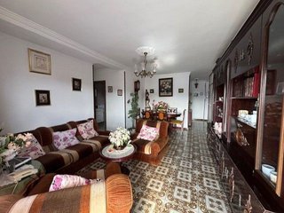 Piso en venta en Los Jardines de Marbella - La Ermita en Marbella