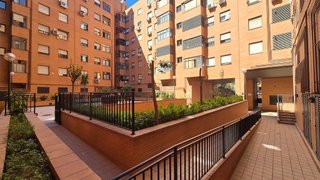 Piso en venta en Los Rosales en Madrid