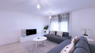 Piso en venta en Nueva Andalucía centro en Marbella