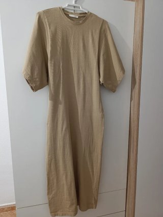 Vestido midi Zara