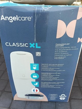 Contenedor de pañales blanco
