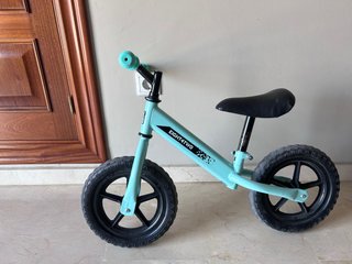Bicicleta de equilibrio EIGHT4TWO