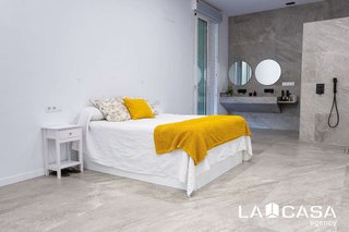 Chalet en venta en La Hacienda - Nueva Andalucía en Dos Hermanas