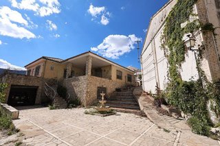 Chalet en venta en Illora