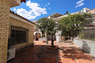 Chalet en venta en Illora
