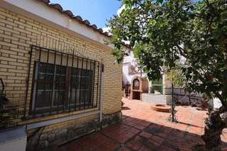 Chalet en venta en Illora