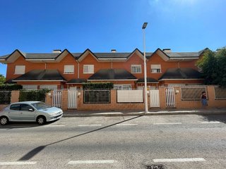 Casa adosada en venta en Carrús Oest - El Toscar en Elche
