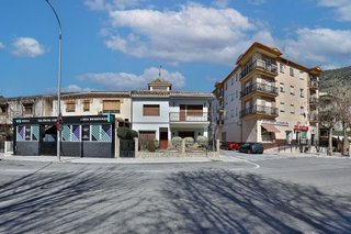 Casa adosada en venta en Padul