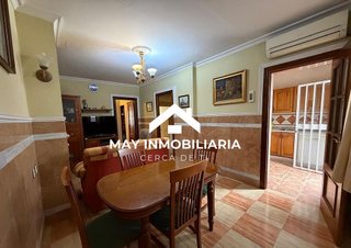 Chalet en venta en Coria del Río