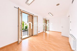 Piso en venta en El Camp d'en Grassot i Gràcia Nova en Barcelona